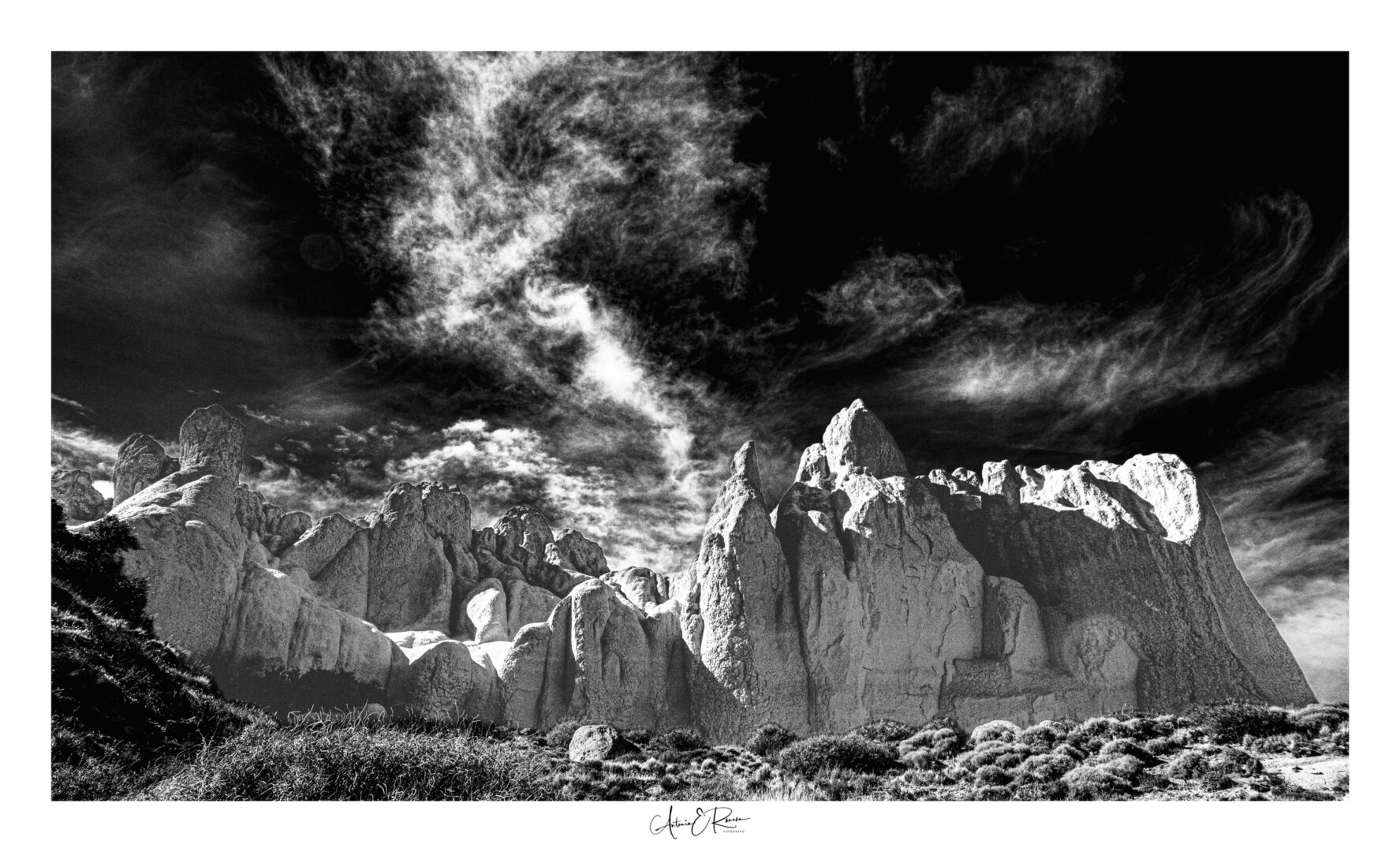 En la estepa patagónica se erige el fantástico Castillo Blanco